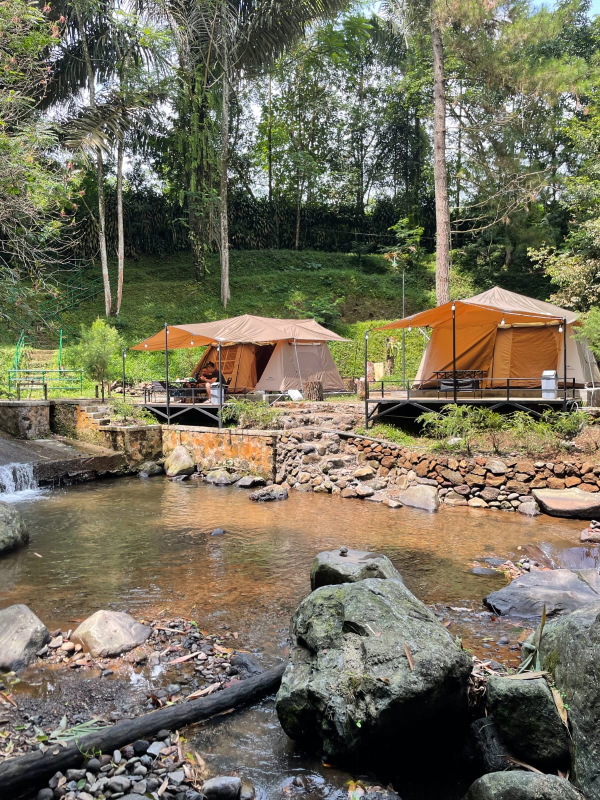Glamping Riverside image 1
